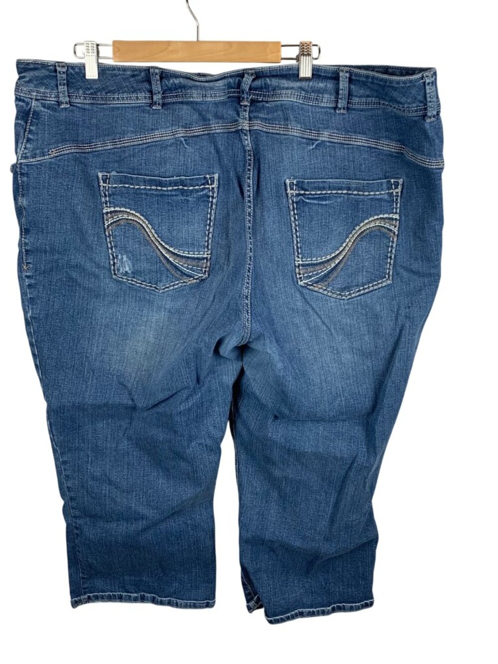 Lane Bryant Distressed Genius fit Capri womens plus size 28 - Picture 2 of 8